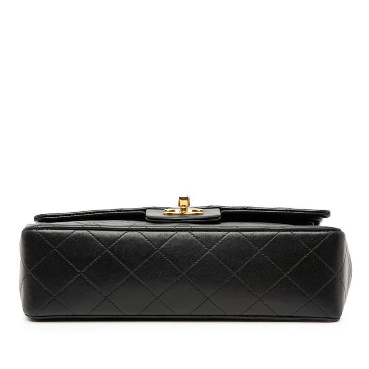 Chanel Small Classic Cuir d’agneau Double rabat – GABY PARIS Authentique