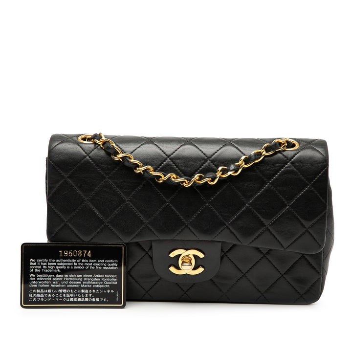 Chanel Small Classic Cuir d’agneau Double rabat – GABY PARIS Authentique