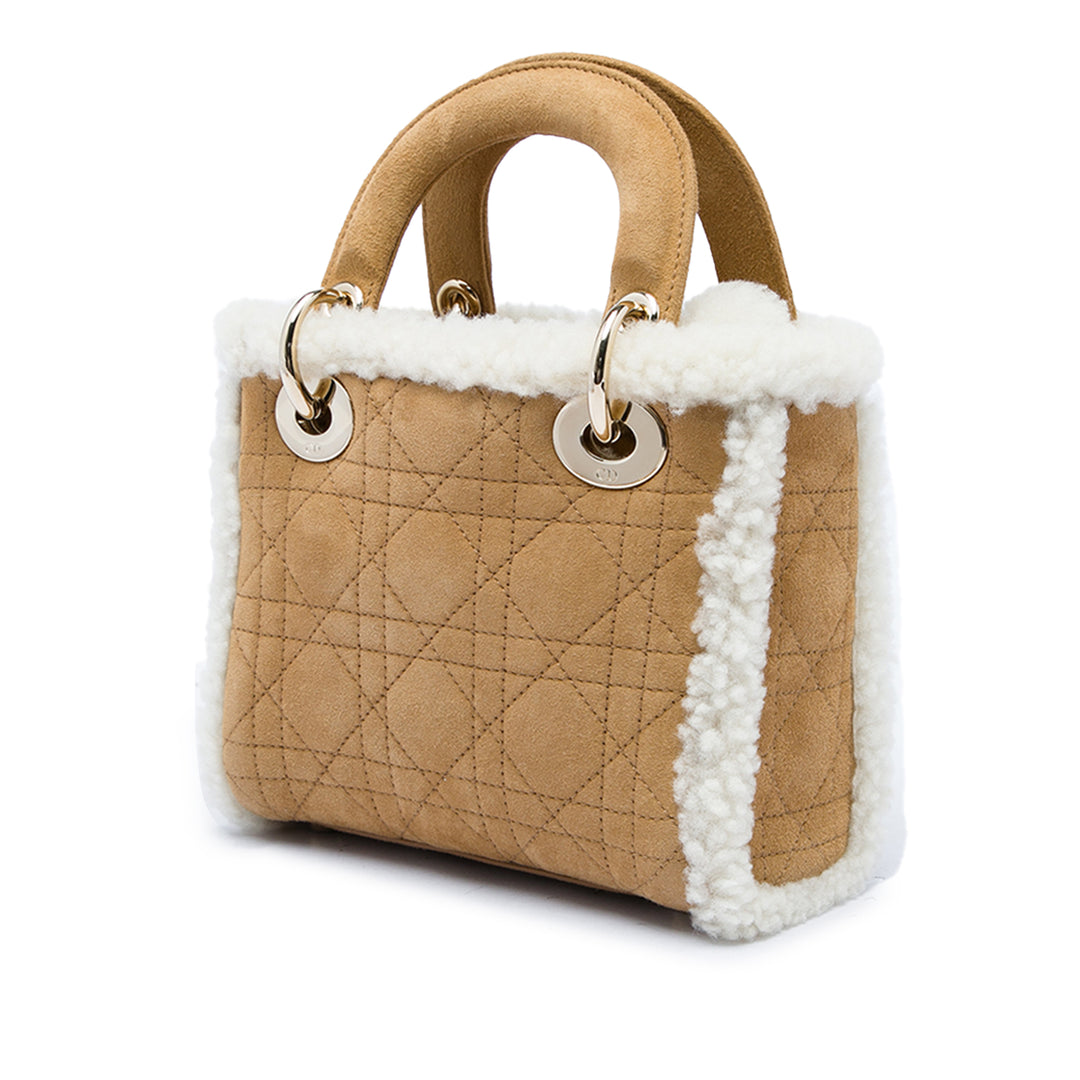 Dior Sac à main Lady Dior Cannage with Shearling Trim Mini Marron – vue 2 – GABY PARIS
