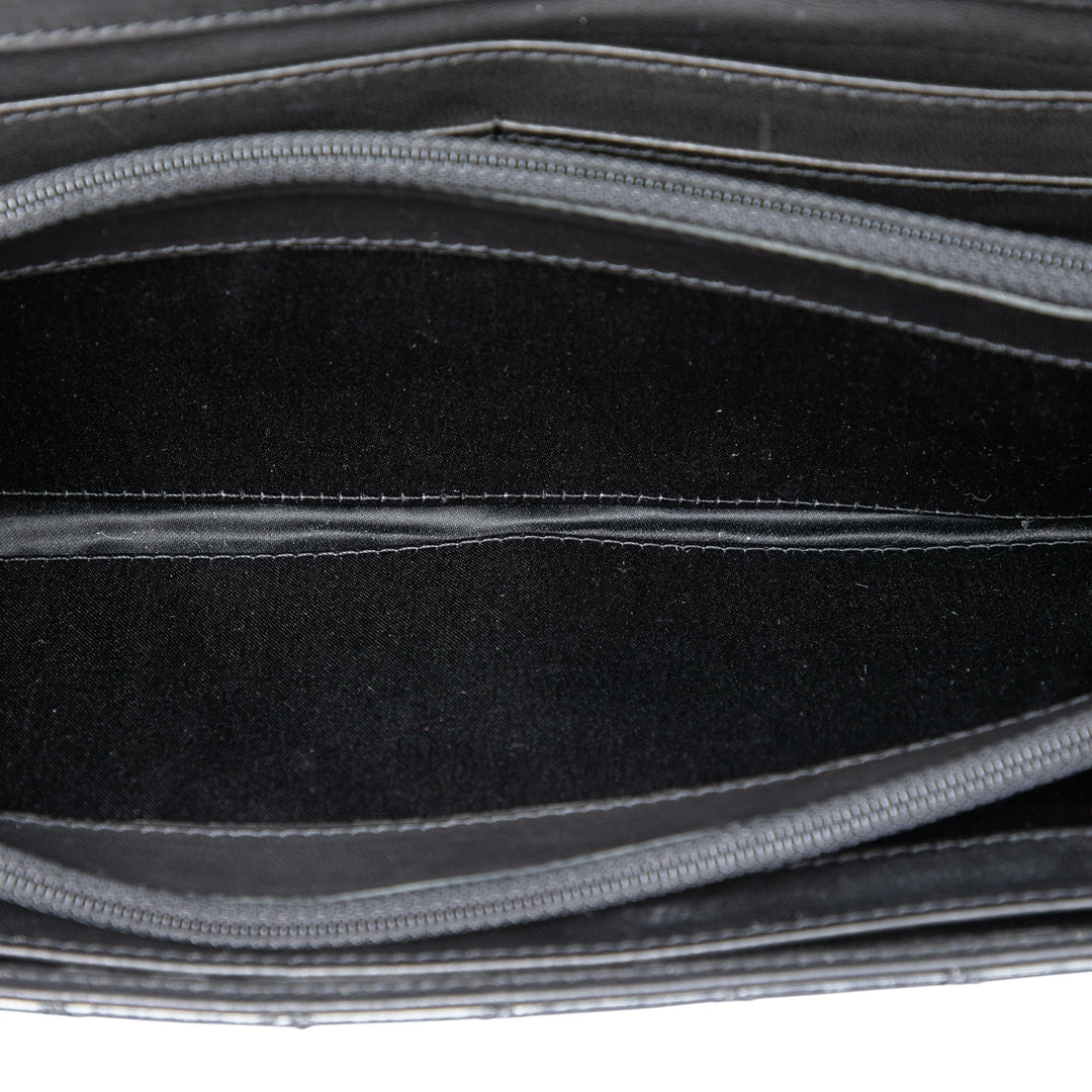 Chanel CC Matelassé Cuir verni East West Wallet on Chain