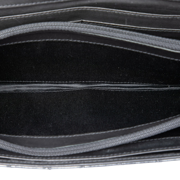 Chanel CC Matelassé Cuir verni East West Wallet on Chain