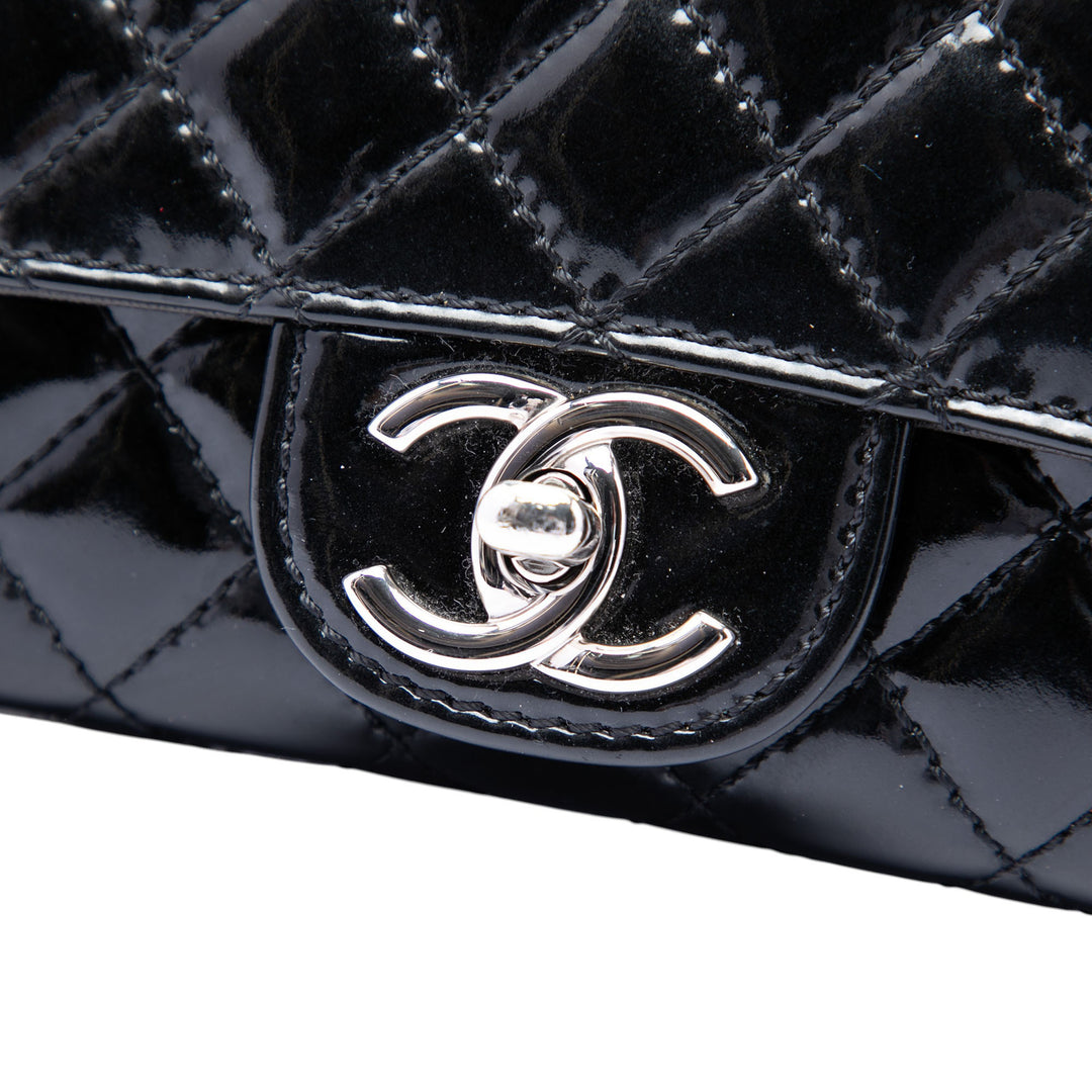 Chanel CC Matelassé Cuir verni East West Wallet on Chain