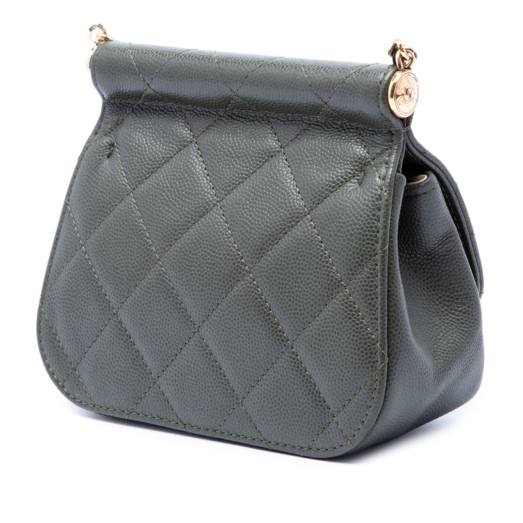Chanel Small CC Matelassé Caviar Bar à rabat Pochette avec chaîne