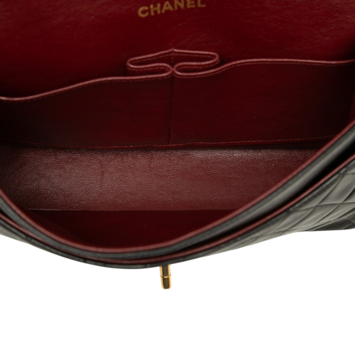 Chanel Classic Double rabat Moyen Cuir d'agneau Noir – vue 4 – GABY PARIS