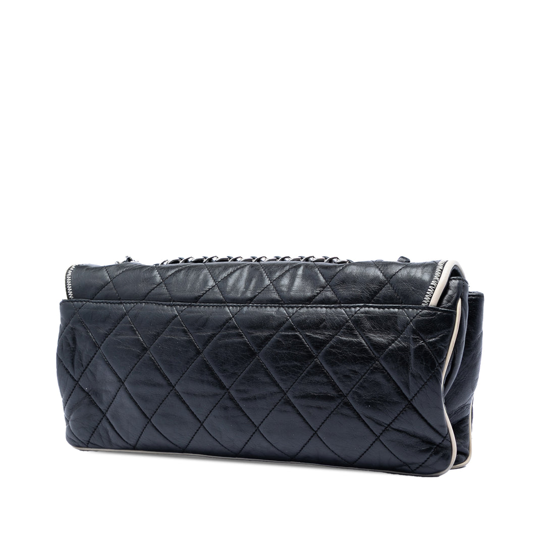 Chanel Matelassé East West Mademoiselle à rabat Cuir d'agneau