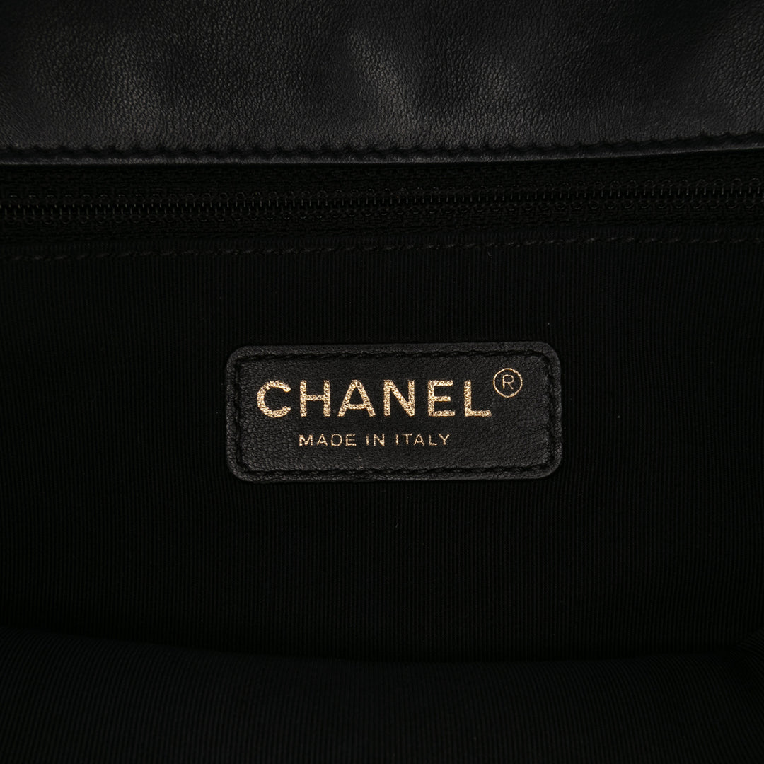 Chanel Bicolore Graphic à rabat Moyen Cuir de veau