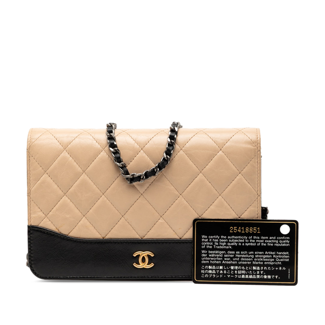 Chanel Bicolor Matelassé vieilli Cuir de veau Gabrielle Wallet on Chain