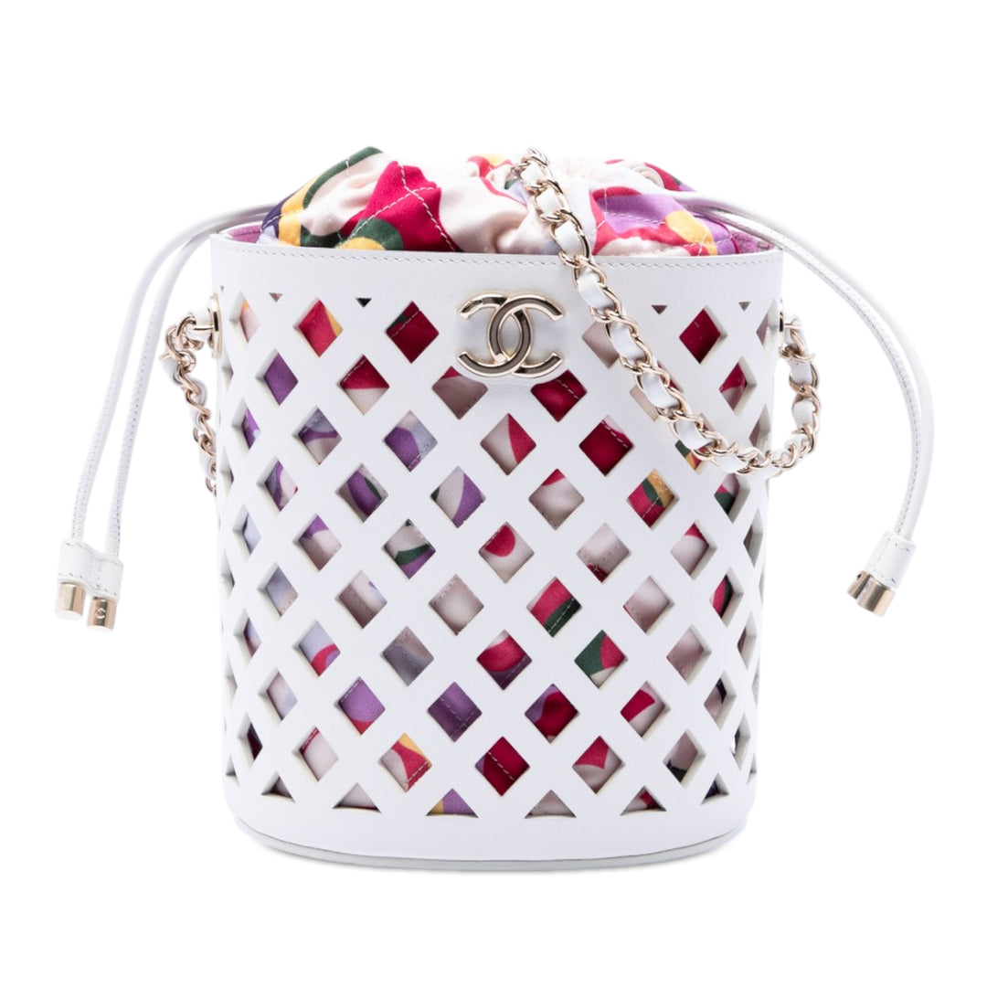 Chanel Cuir d’agneau Sea Through Drawstring Bucket Sac
