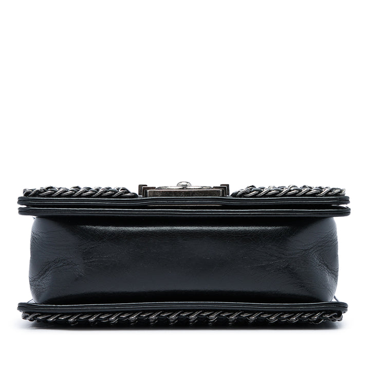 Chanel Matelassé Glacé Chaîneed Boy à rabat Petit Cuir de veau Noir