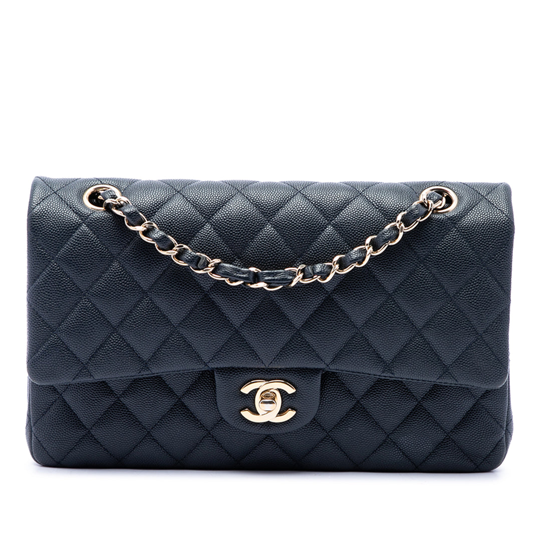 Chanel Sac porté épaule Classic Double rabat Moyen Cuir caviar Bleu – vue principale – GABY PARIS