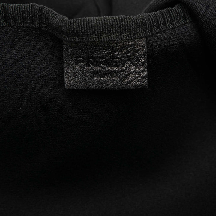 Prada Cabas Neoprene Logo Noir – vue 5 – GABY PARIS