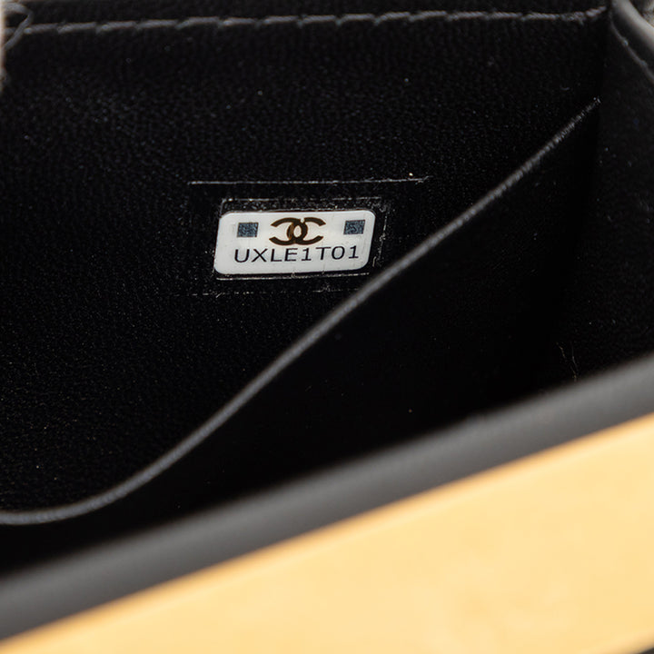 Chanel Mini CC Matelassé Cuir d’agneau Émail sac à anse supérieure