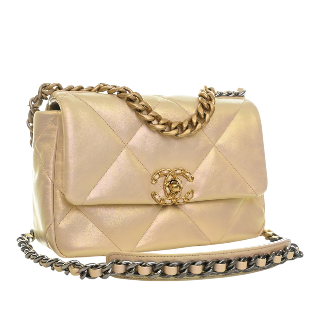 Irisé 19 à rabat Moyen Cuir d'agneau Beige