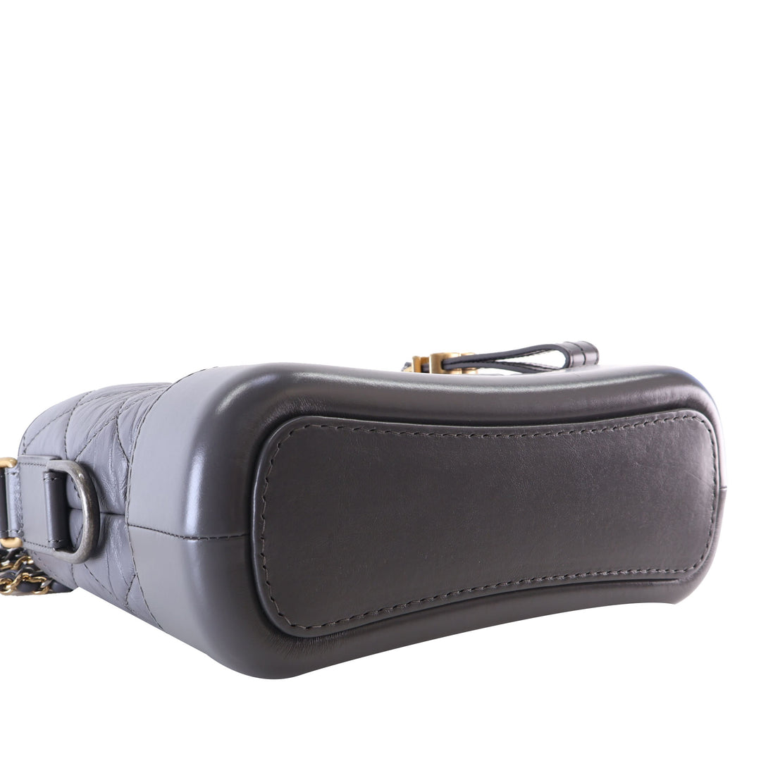 Matelassé vieilli Gabrielle Hobo Petit Cuir de veau Gris