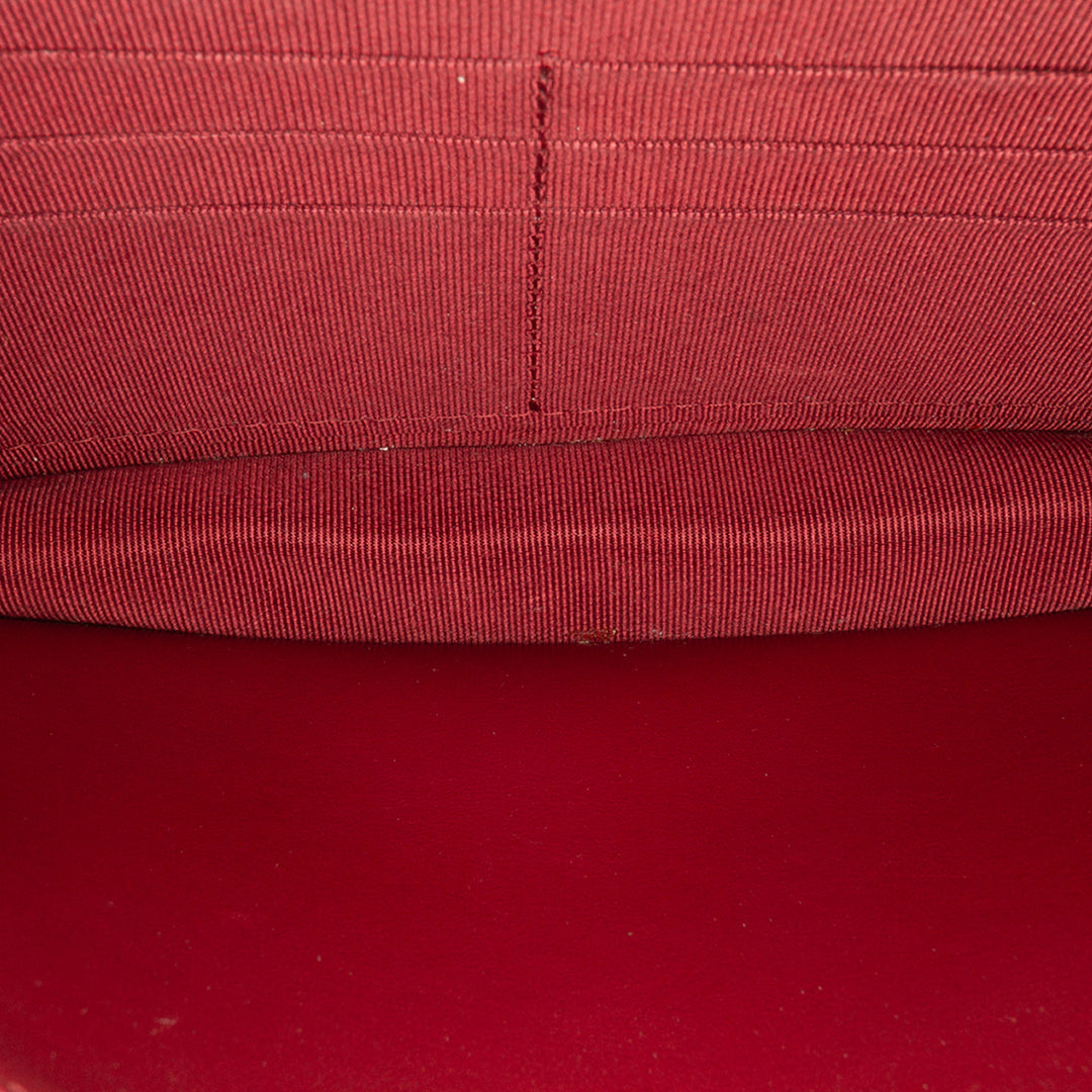 Chanel Quilted Aged Cuir de veau Gabrielle Wallet On Chain Blanc – GABY PARIS Authentique