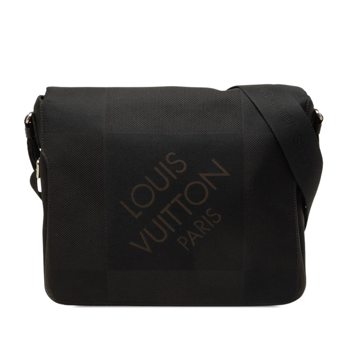 Louis Vuitton Sac bandoulière Damier Geant Messenger Noir – vue principale – GABY PARIS