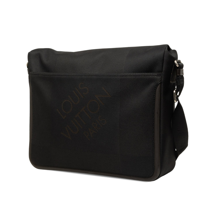 Louis Vuitton Sac bandoulière Damier Geant Messenger Noir – vue 2 – GABY PARIS