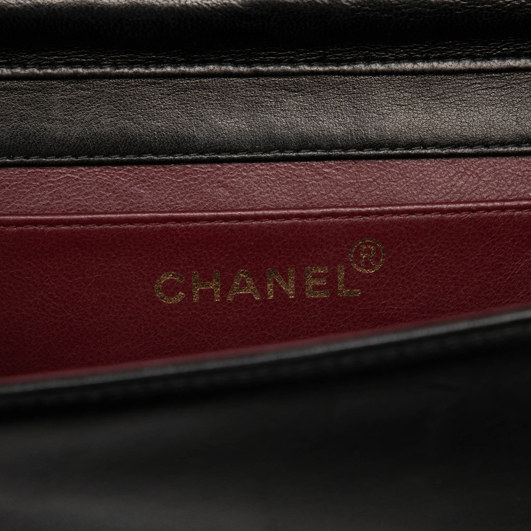 Chanel CC Matelassé Cuir d’agneau Full Simple rabat