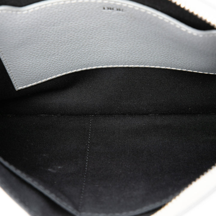 grainé 1947 Signature A5 Pochette Cuir de veau grainé Gris