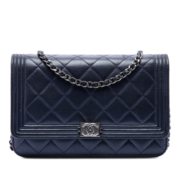 Chanel Matelassé Cuir d’agneau Boy Wallet on Chain