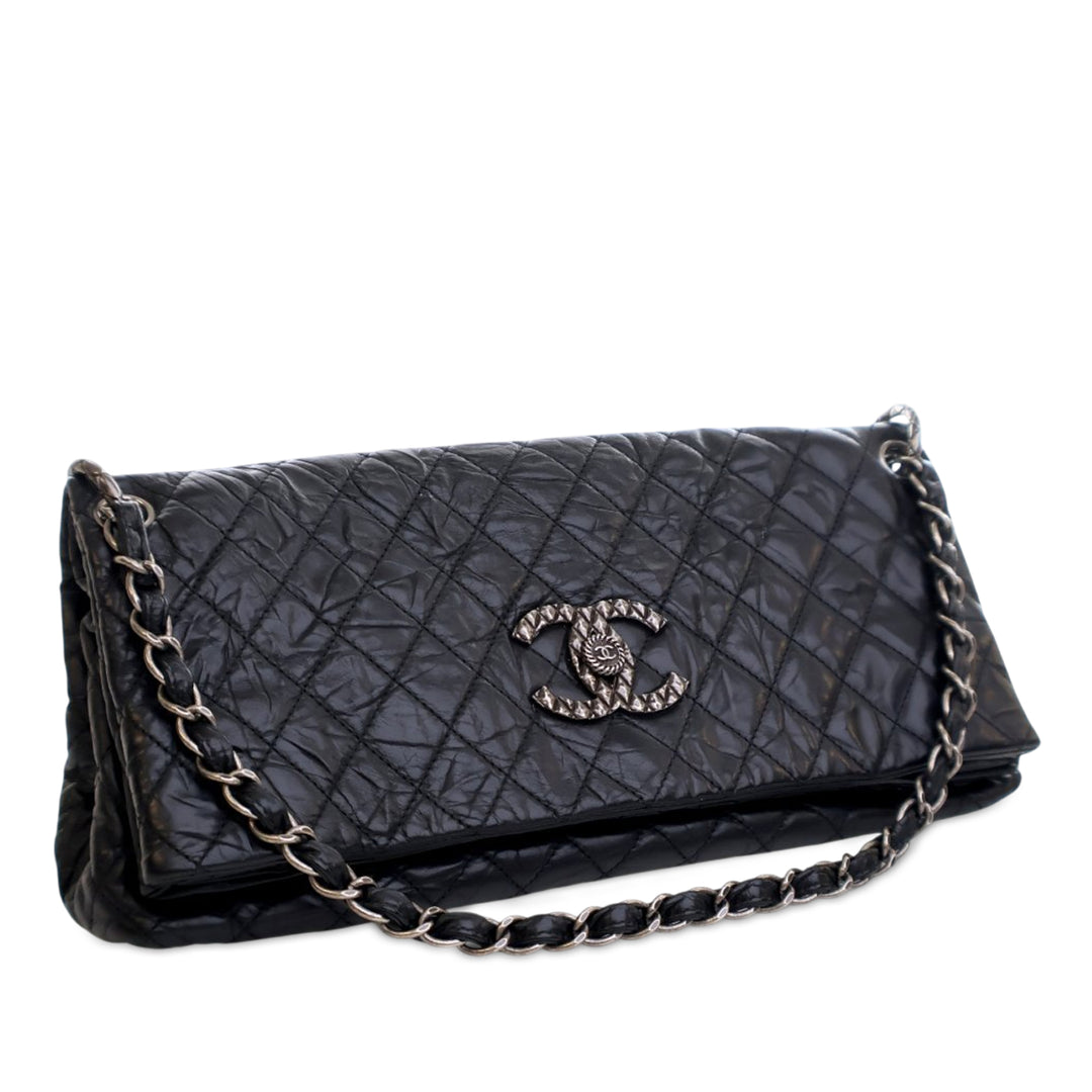 Chanel Matelassé vieilli Cuir de veau CC Foldover à rabat