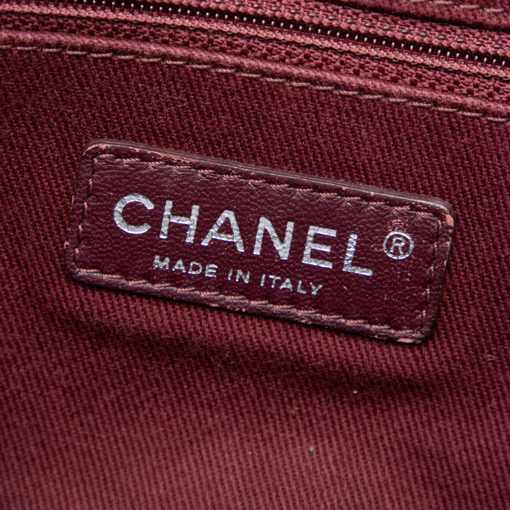 Chanel CC Diamond embossé Zippé Cabas Grand Cuir de veau Noir – vue 5 – GABY PARIS