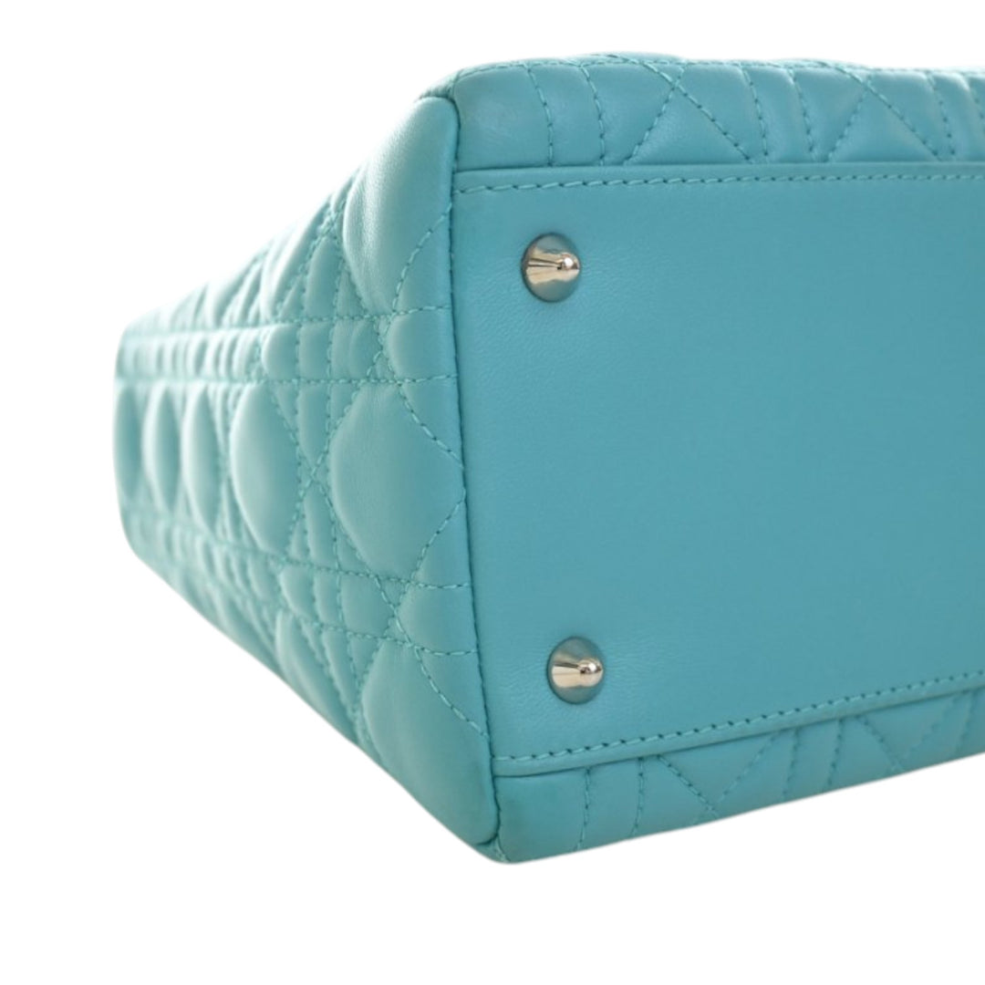 Dior Medium Cuir d’agneau Cannage Lady Dior