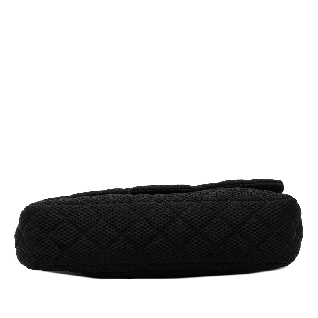 Chanel Matelassé perforé Jersey Rabat simple Moyen Noir – vue 3 – GABY PARIS