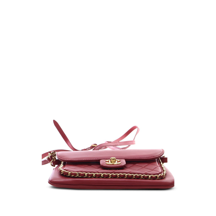 Chanel Sac à main Matelassé CC Unchained à rabat Petit Cuir d'agneau Rouge – vue 3 – GABY PARIS