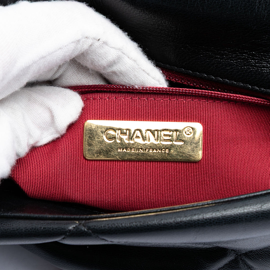 Chanel 19 à rabat Grand Cuir d'agneau