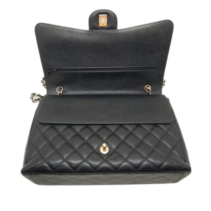 Chanel Maxi Classic Caviar Double rabat