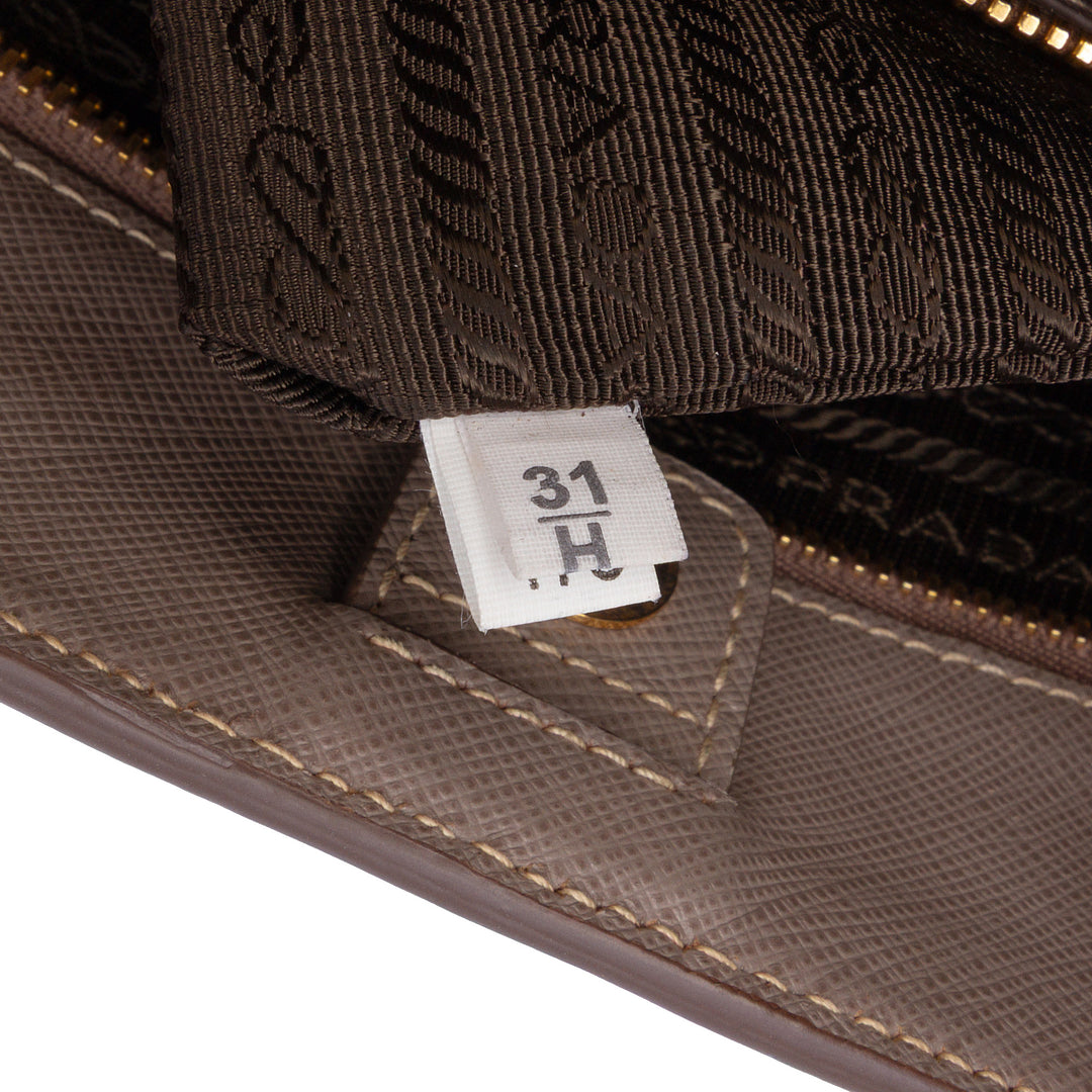 Small Saffiano Lux Galleria Satchel Brown - Gaby Paris