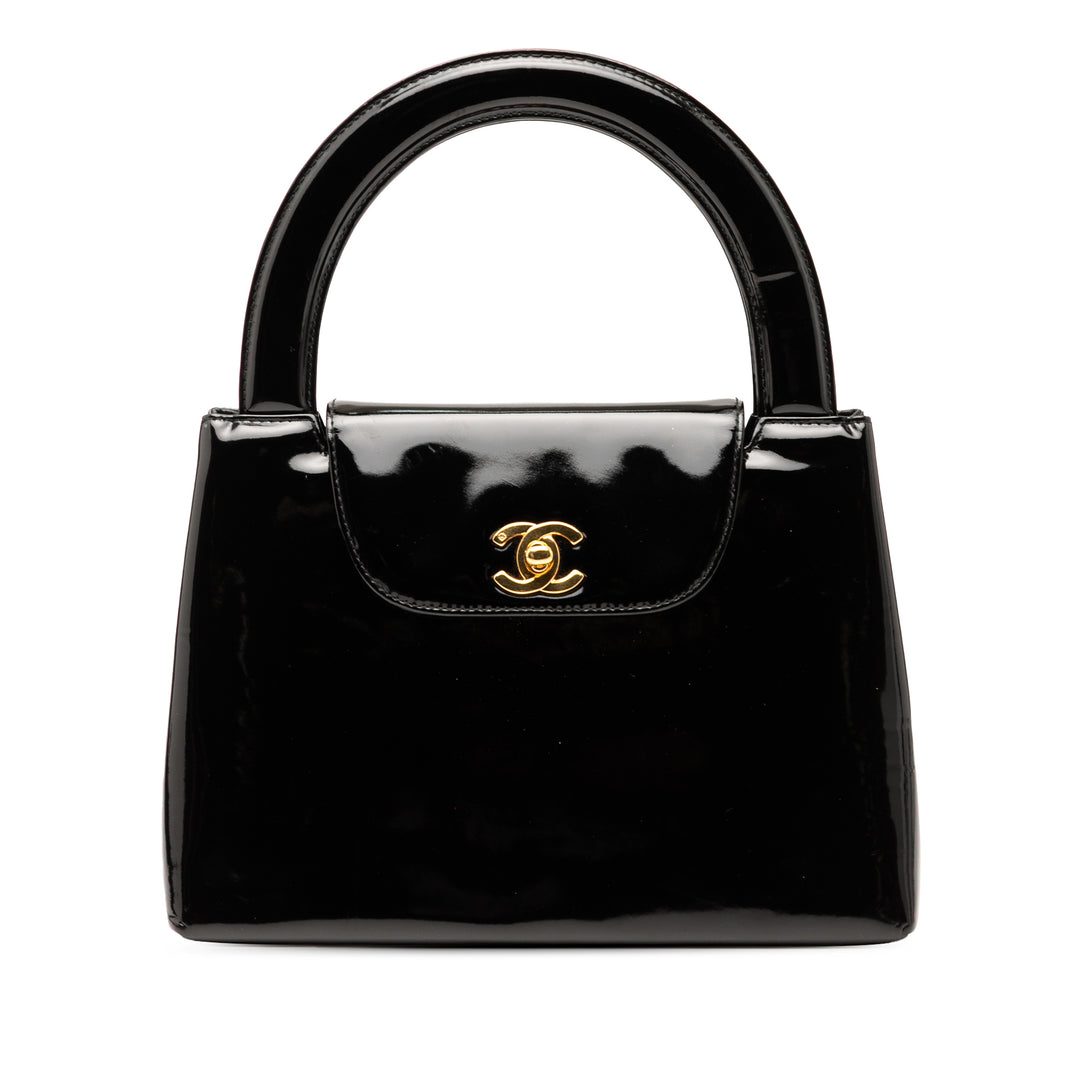 Chanel Kelly à rabat Noir – vue principale – GABY PARIS