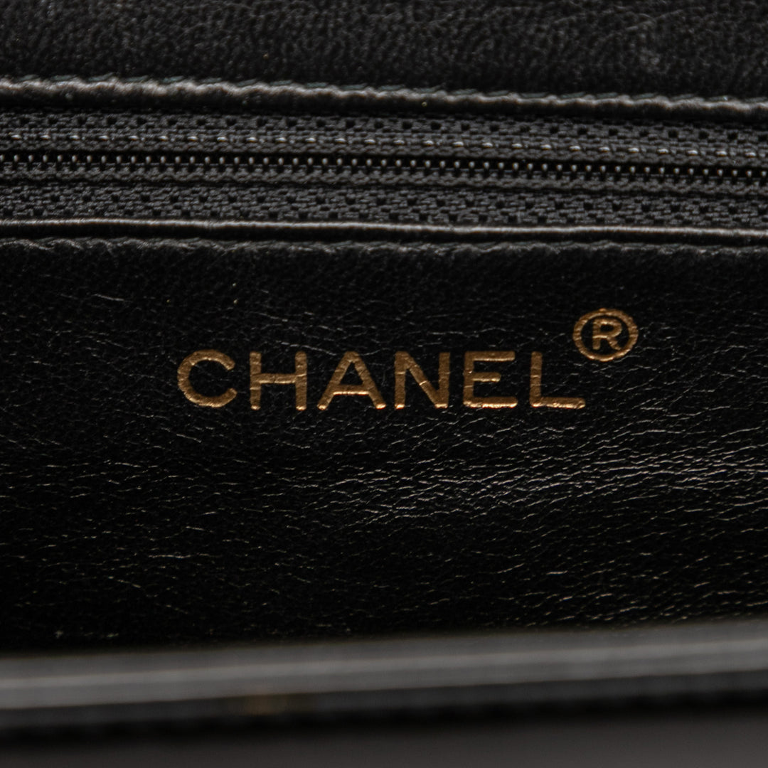 Chanel Kelly à rabat Noir – vue 5 – GABY PARIS