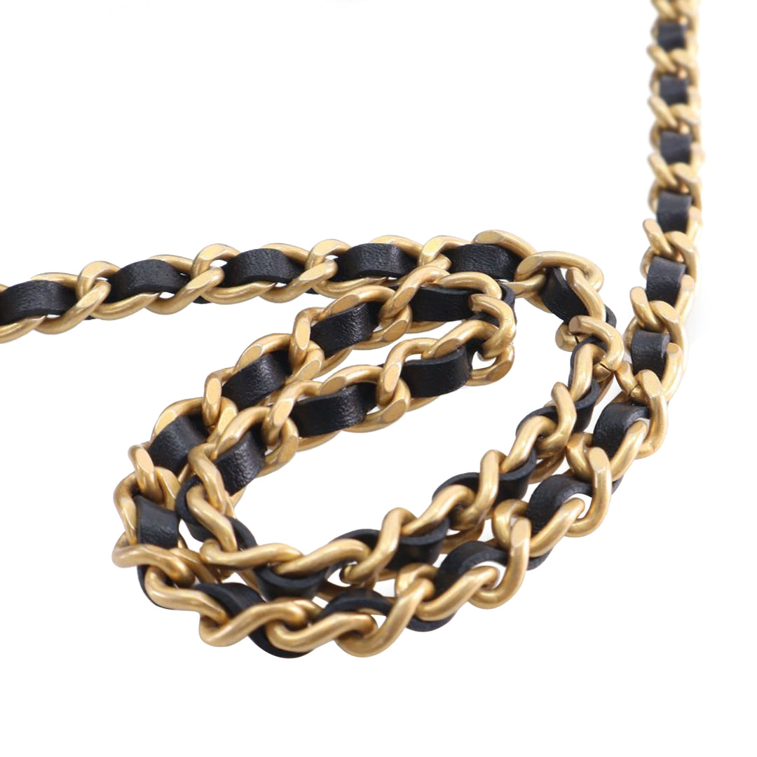 Chanel CC Matelassé Velours East West Pochette avec chaîne