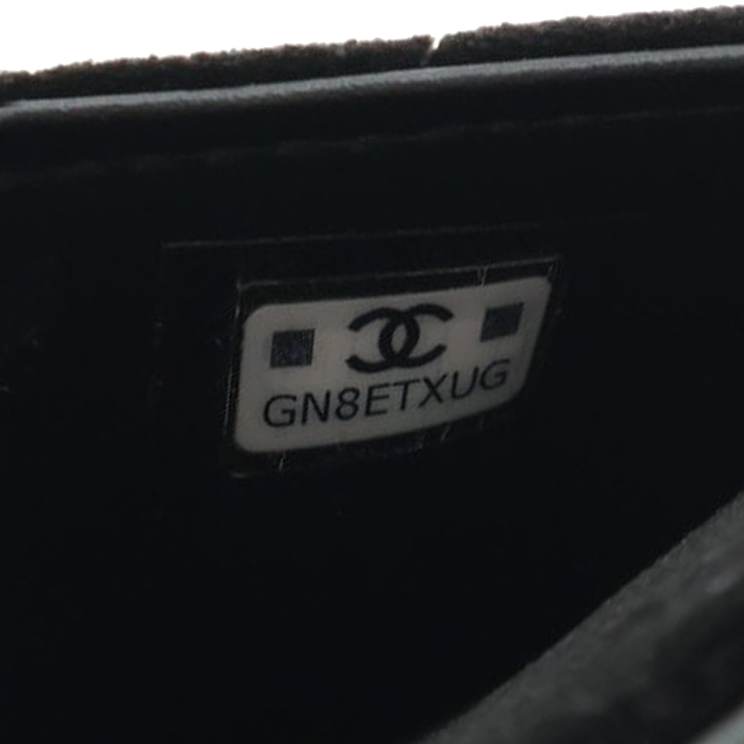 Chanel CC Matelassé Velours East West Pochette avec chaîne