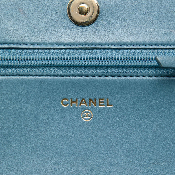 Matelassé Boy Wallet on Chain Cuir d'agneau Bleu