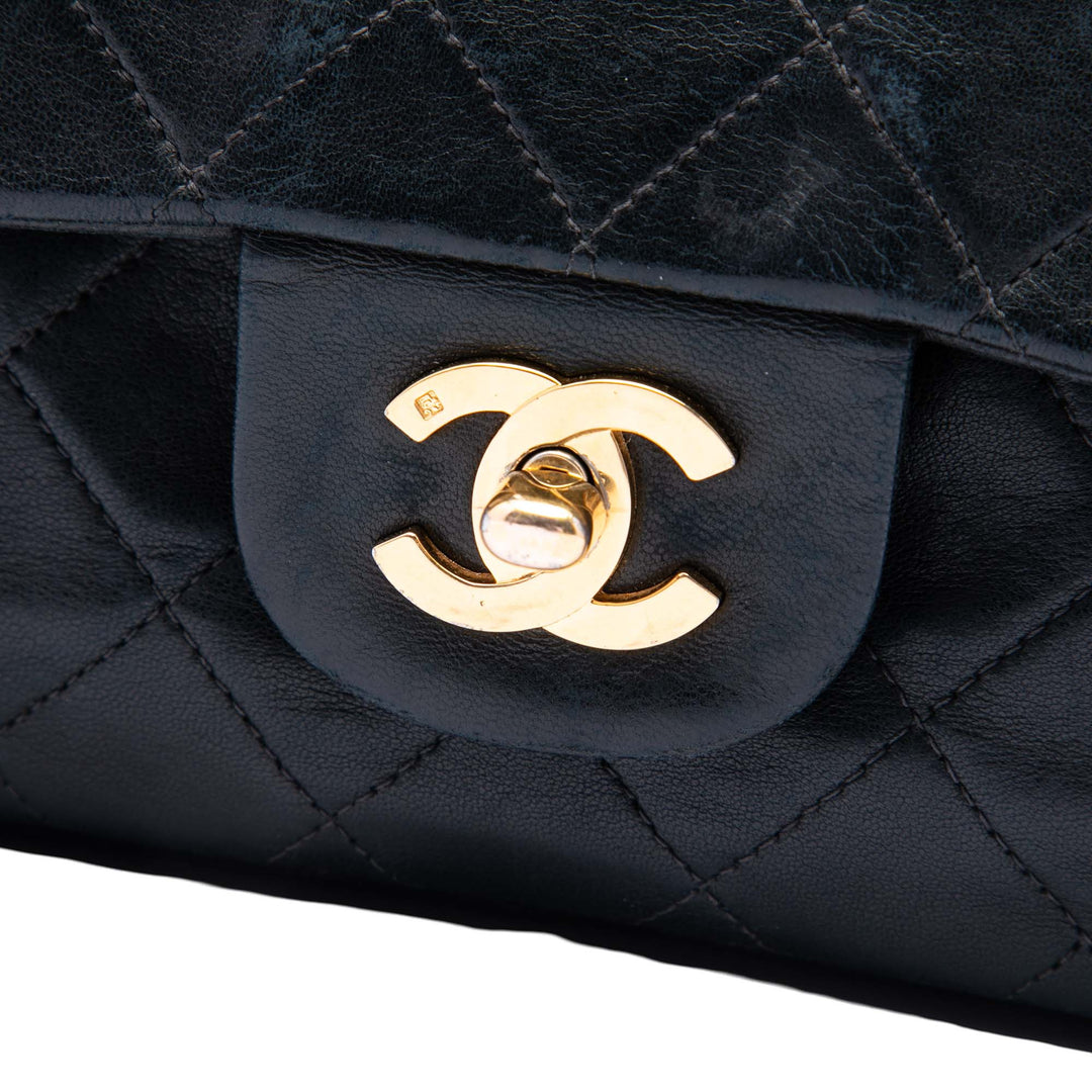 Chanel Classic Double rabat Moyen Cuir d'agneau Noir – vue 5 – GABY PARIS