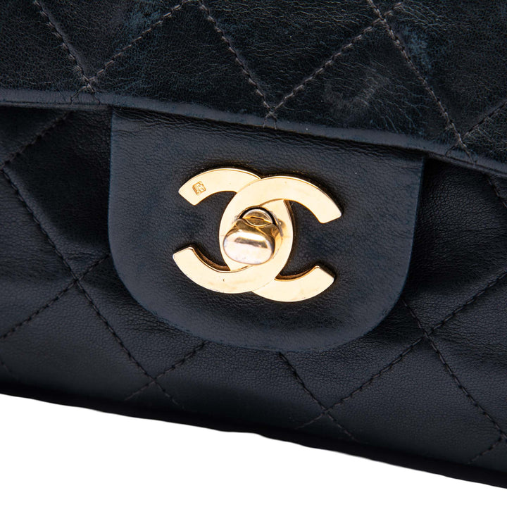 Chanel Classic Double rabat Moyen Cuir d'agneau Noir – vue 5 – GABY PARIS
