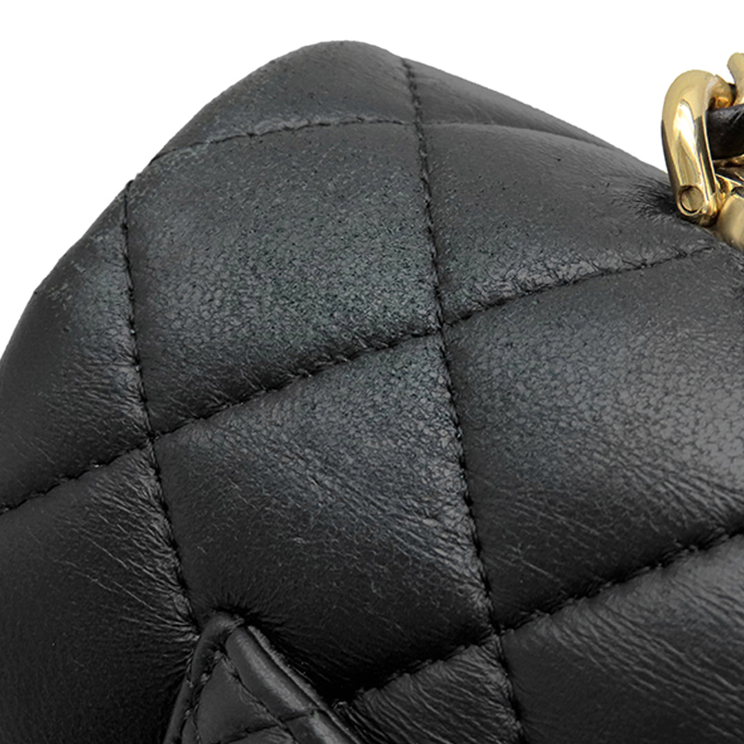Chanel Classic Rectangulaire Lion Charm à rabat Mini Cuir d'agneau Noir – vue 13 – GABY PARIS