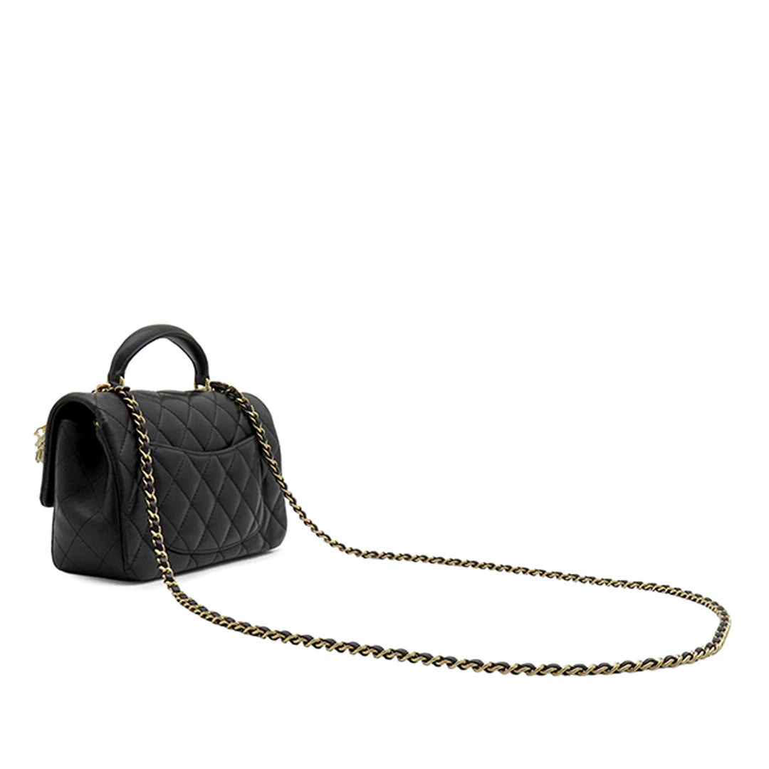 Chanel Classic Rectangulaire Lion Charm à rabat Mini Cuir d'agneau Noir – vue 2 – GABY PARIS