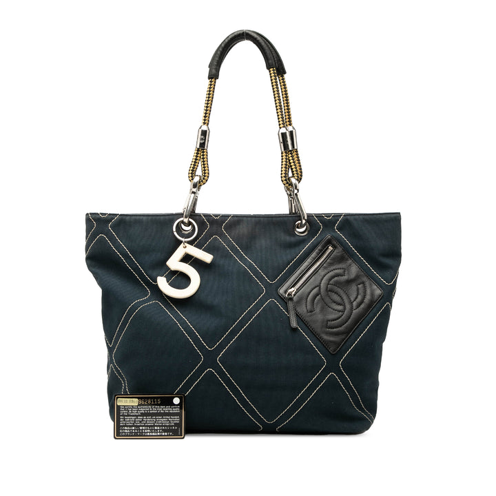 Chanel Cruise Line Medium CC No.5 Quilted Toile Cabas Bleu – GABY PARIS Authentique