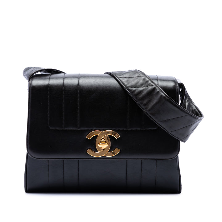 Chanel Vertical Quilt à rabat Cuir d'agneau