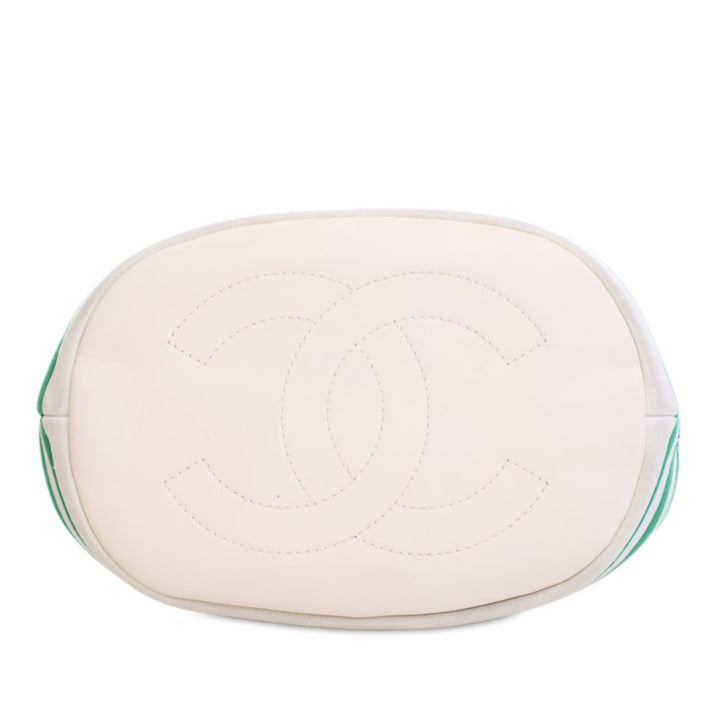 Chanel Mixed Fibers and Aged Cuir de veau Venise Biarritz Bucket Bag Blanc – GABY PARIS Authentique