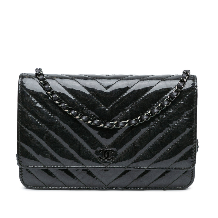 CC Chevron Quilted Crumpled Calfskin Wallet On Chain Black - Gaby Paris