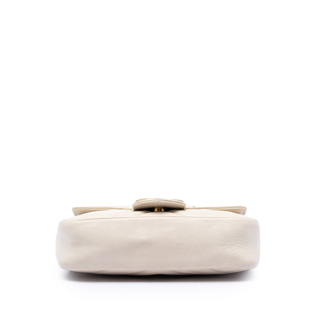 Gucci Mini GG Marmont Matelasse Cuir de veau à rabat Sac porté croisé