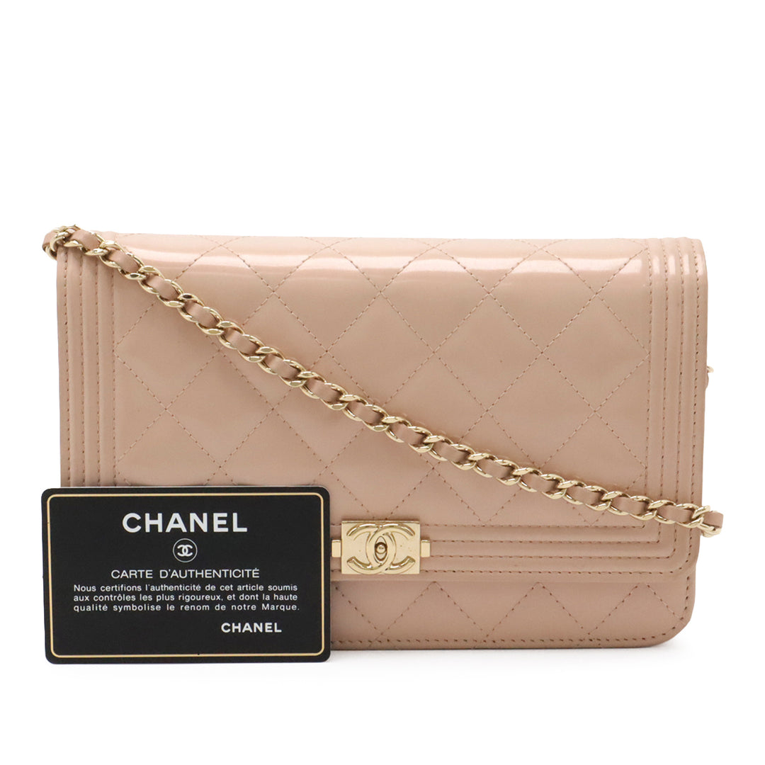 Chanel Matelassé Cuir verni Boy Wallet on Chain