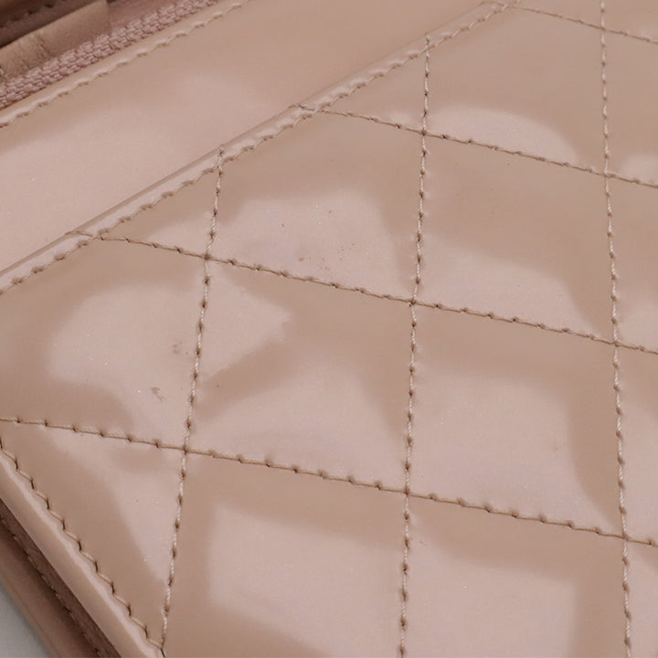 Chanel Matelassé Cuir verni Boy Wallet on Chain