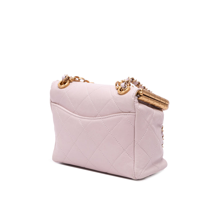 Chanel Quilted Cuir d’agneau My Crush Vanity Bag Rose – GABY PARIS Authentique