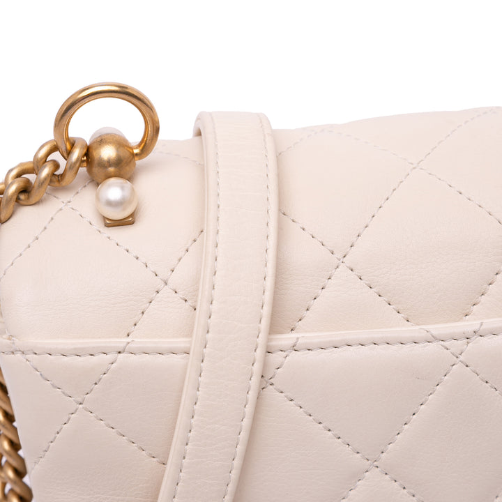 Quilted Calfskin Pearl CC Accordion Flap White - Gaby Paris